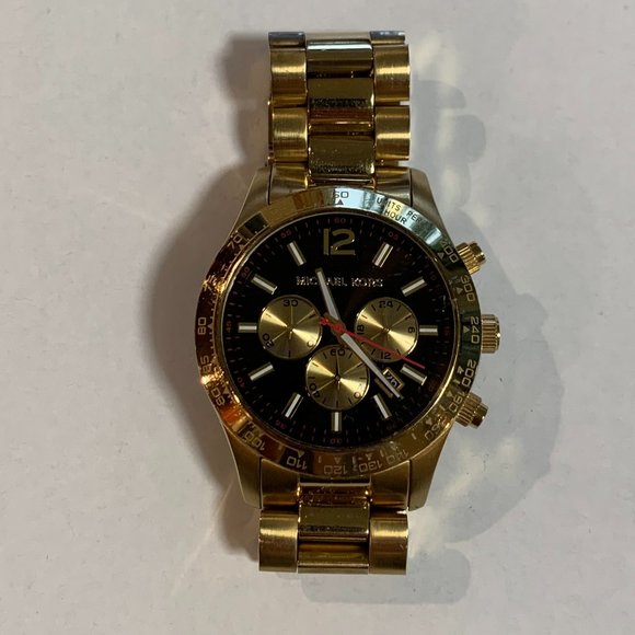 Gold Michael Kors watch - Picture 2 of 11